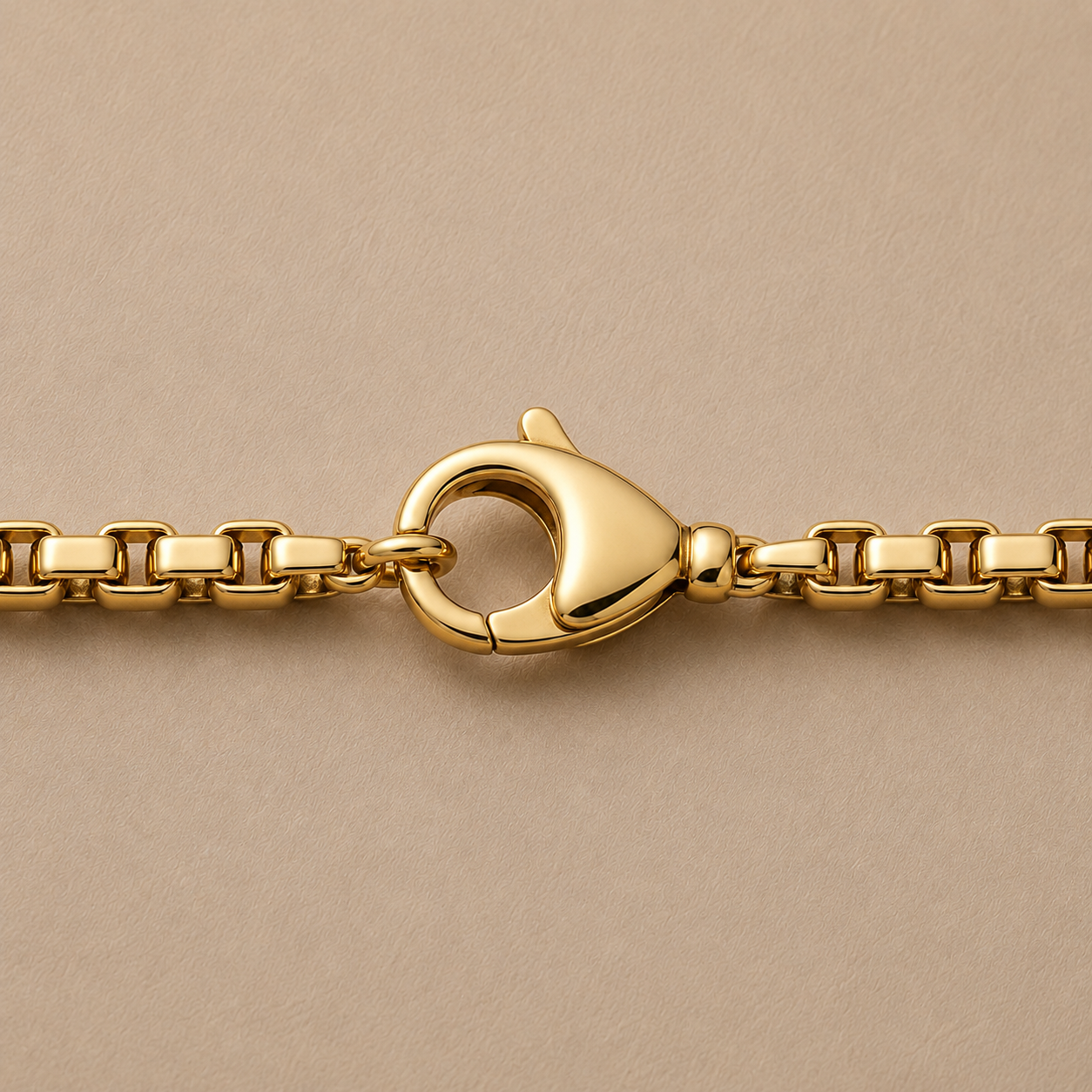 Luxe box chain
