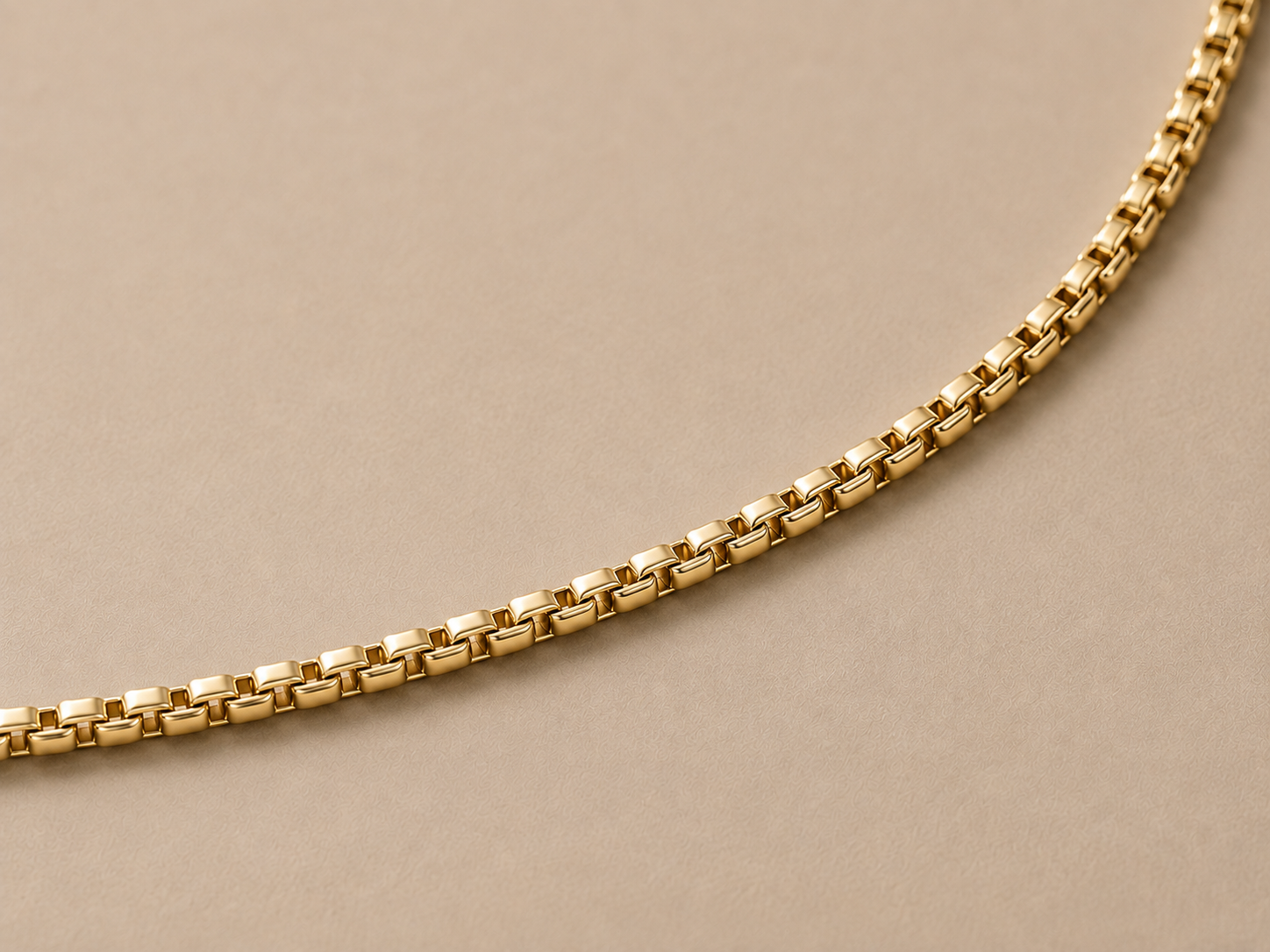 Luxe box chain