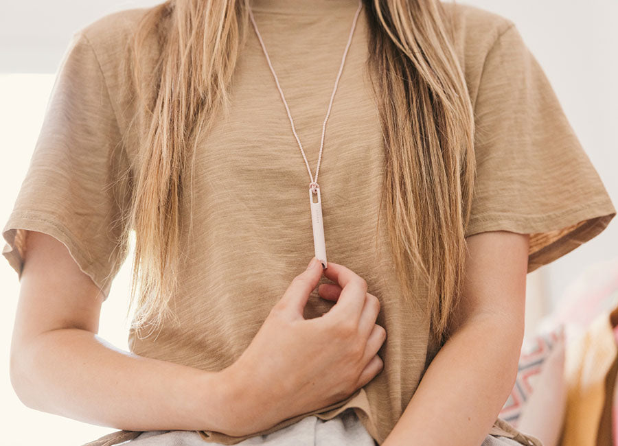 breathing necklace to quit vaping